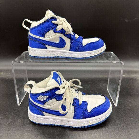 Nike Air Jordan 1 Mid Satin Sneaker Kids Size 8C 555088-162 blue white - Picture 1 of 6